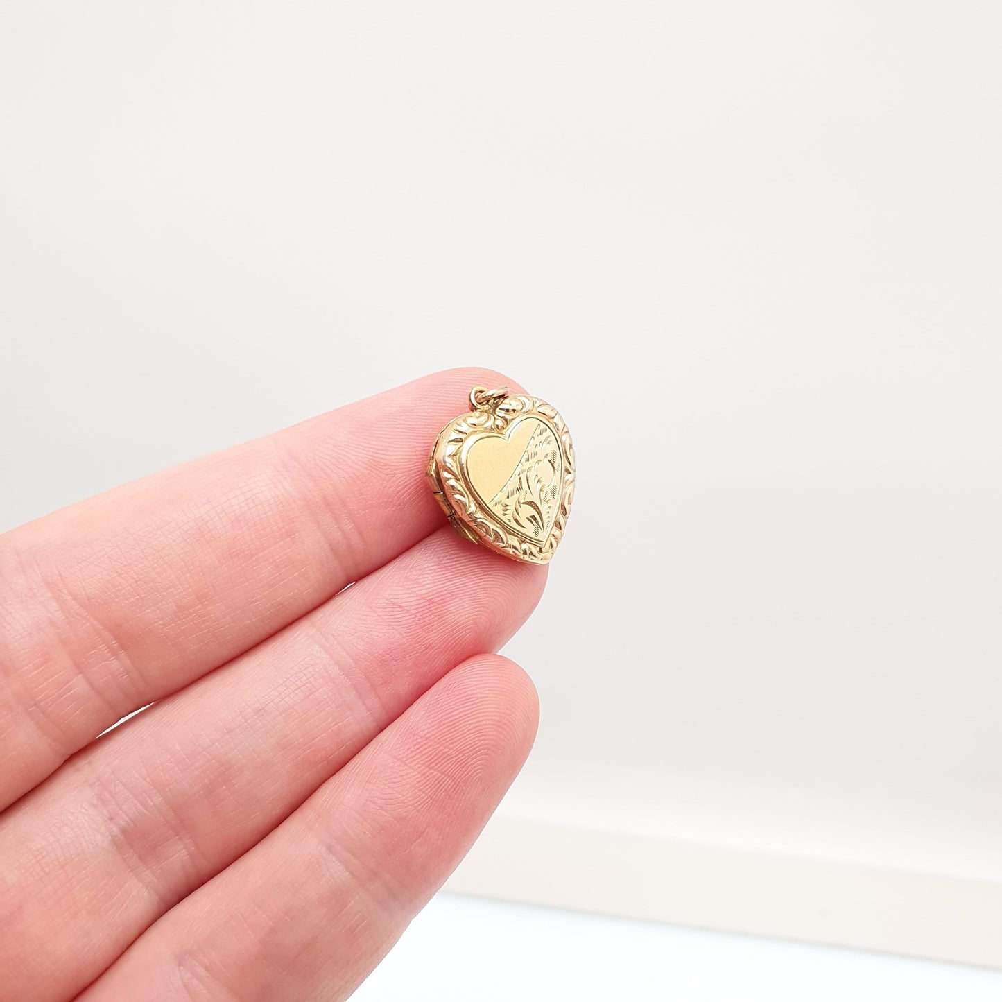 Antique 9ct Gold Heart Locket Cute Engraved Solid 9k 375 Pendant Small Fine Estate Love Gift Back & Front Necklace Jewelry Womens Jewellery
