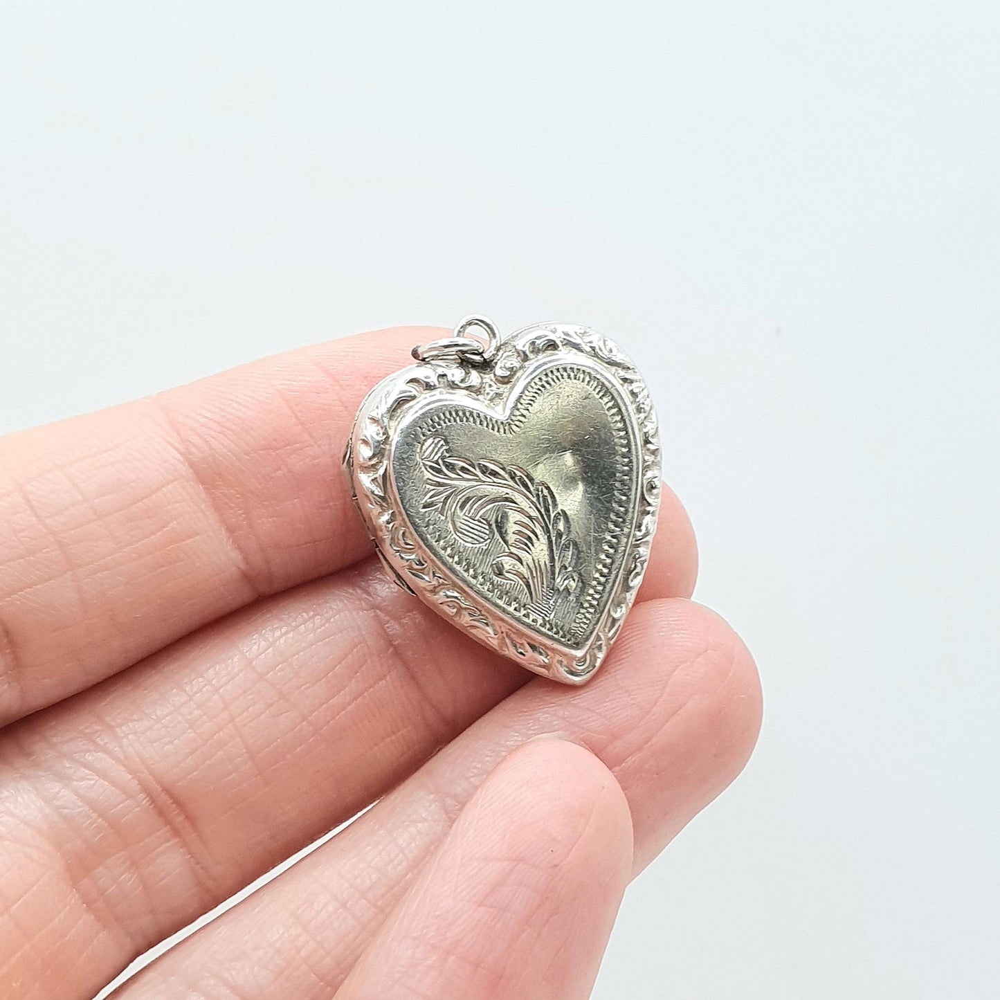 Antique Solid Silver Heart Locket Engraved Front Embossed Border Photo Pendant Necklace Vintage Womens Jewelry Jewellery