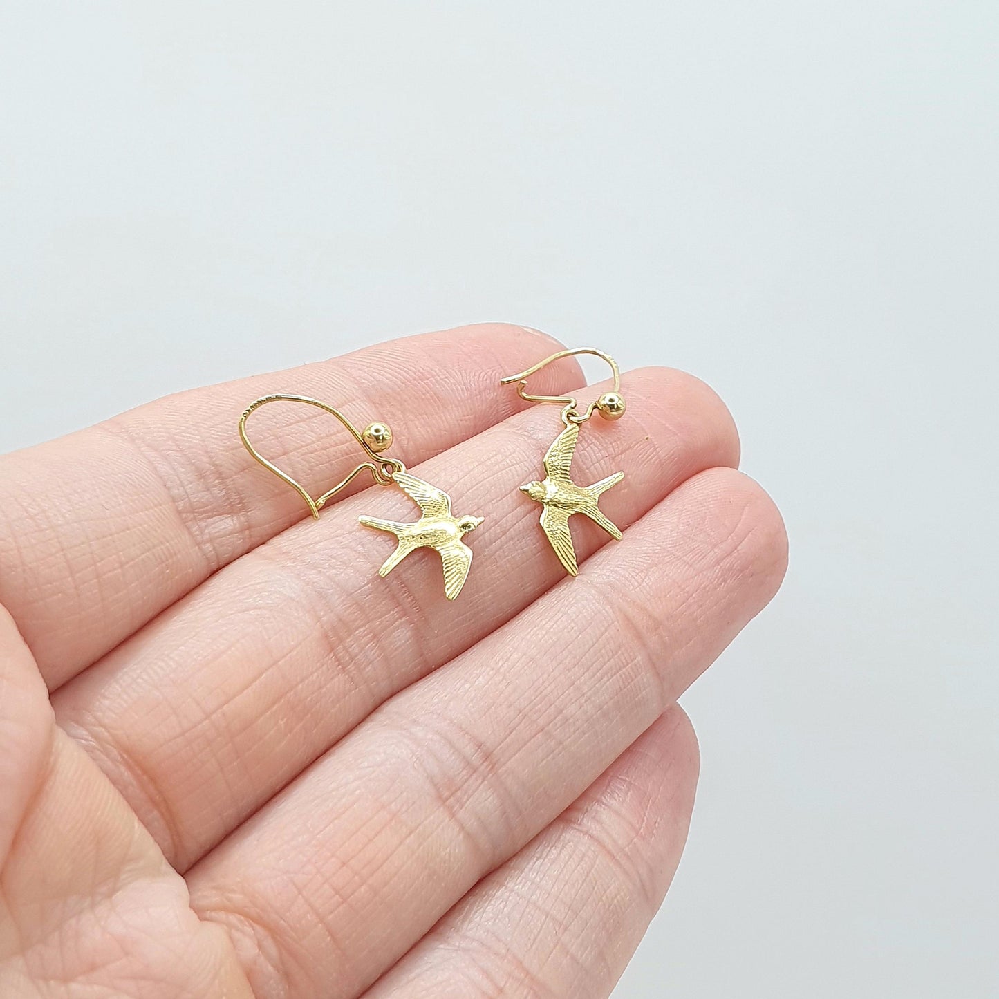 Vintage 9ct Gold Bird Hook Earrings Swallow Songbird Animal Birds Drop Dangle Solid 9k 9kt Jewelry Jewellery Retro