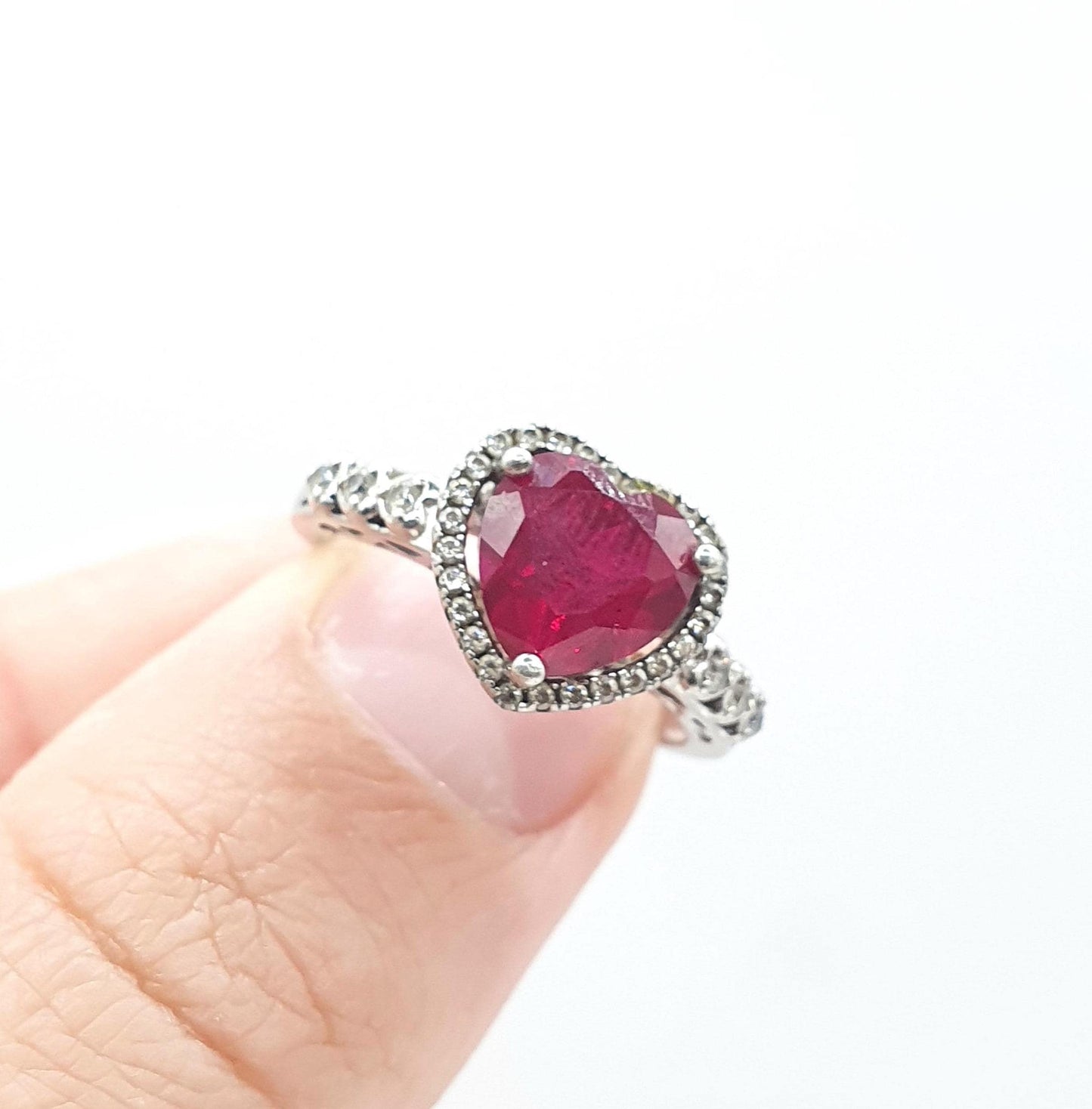 Vintage Sterling Silver Ruby Ring Heart Cut CZ Border Red Gemstone Modernist Retro Love Womens Jewelry Jewellery UK N.5 US 6.75