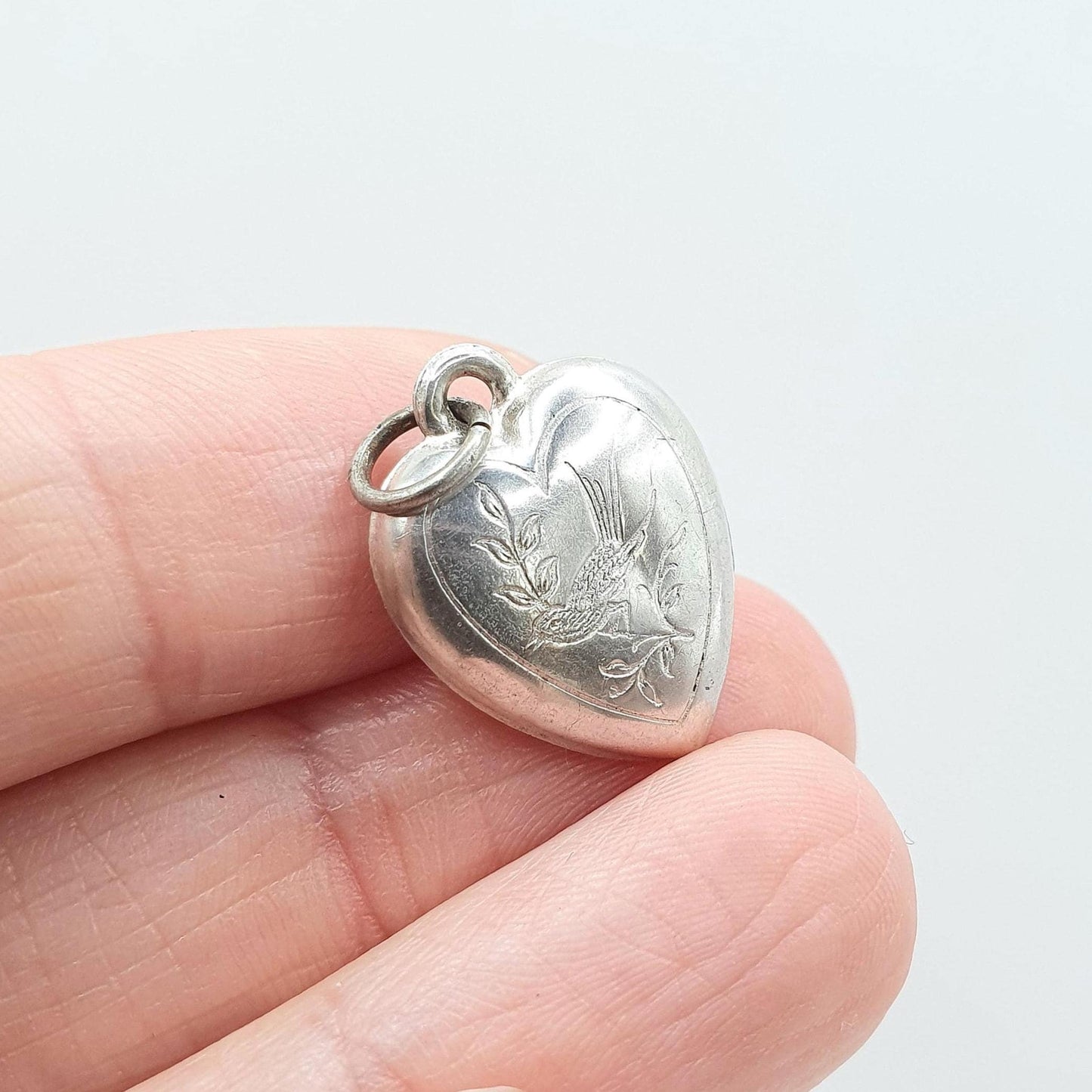 Antique Solid Silver Bird Heart Pendant Charm Small Animal Birds Love Songbird Unisex Vintage Womens Necklace Jewellery Jewelry