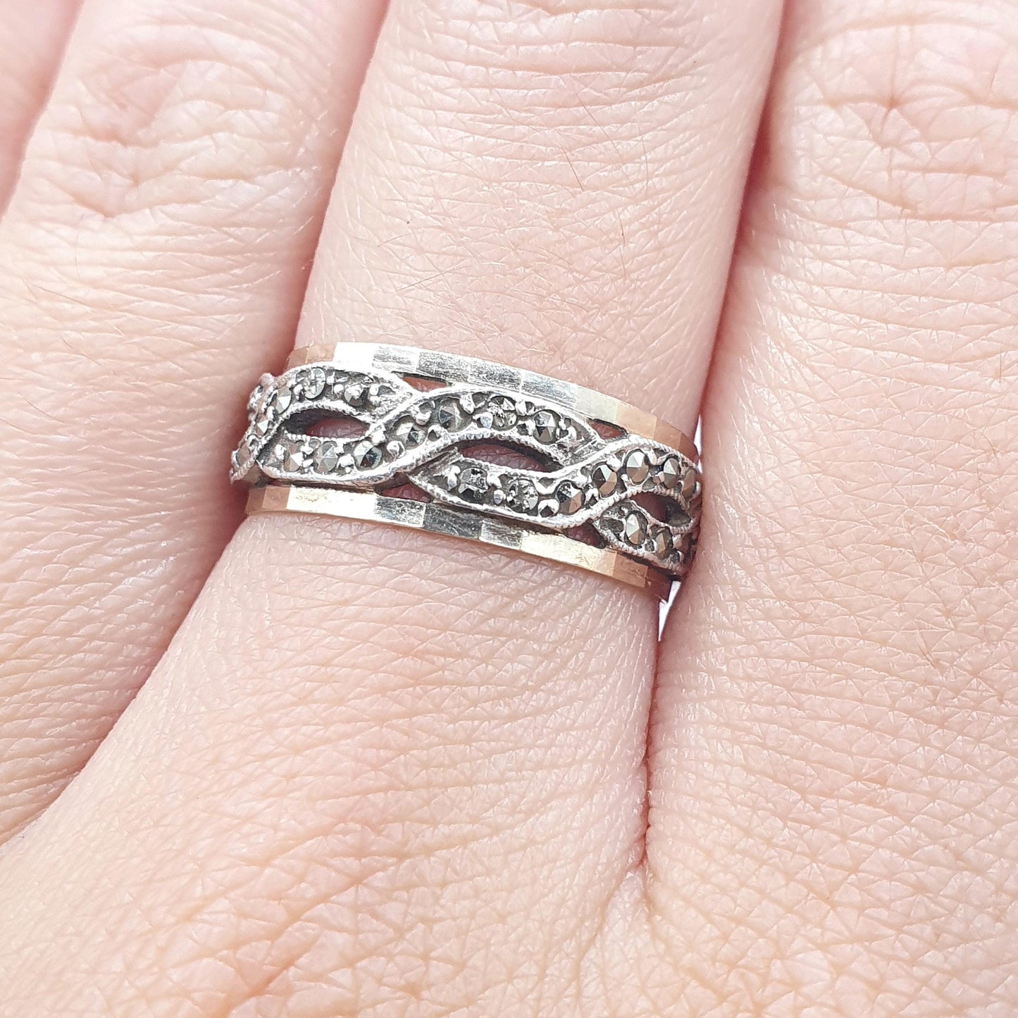 Antique 9ct Gold & Solid Silver Marcasite Eternity Ring Woven Rope Pattern Gift Love Womens Mens Jewellery Jewelry UK O.5  US 7.25