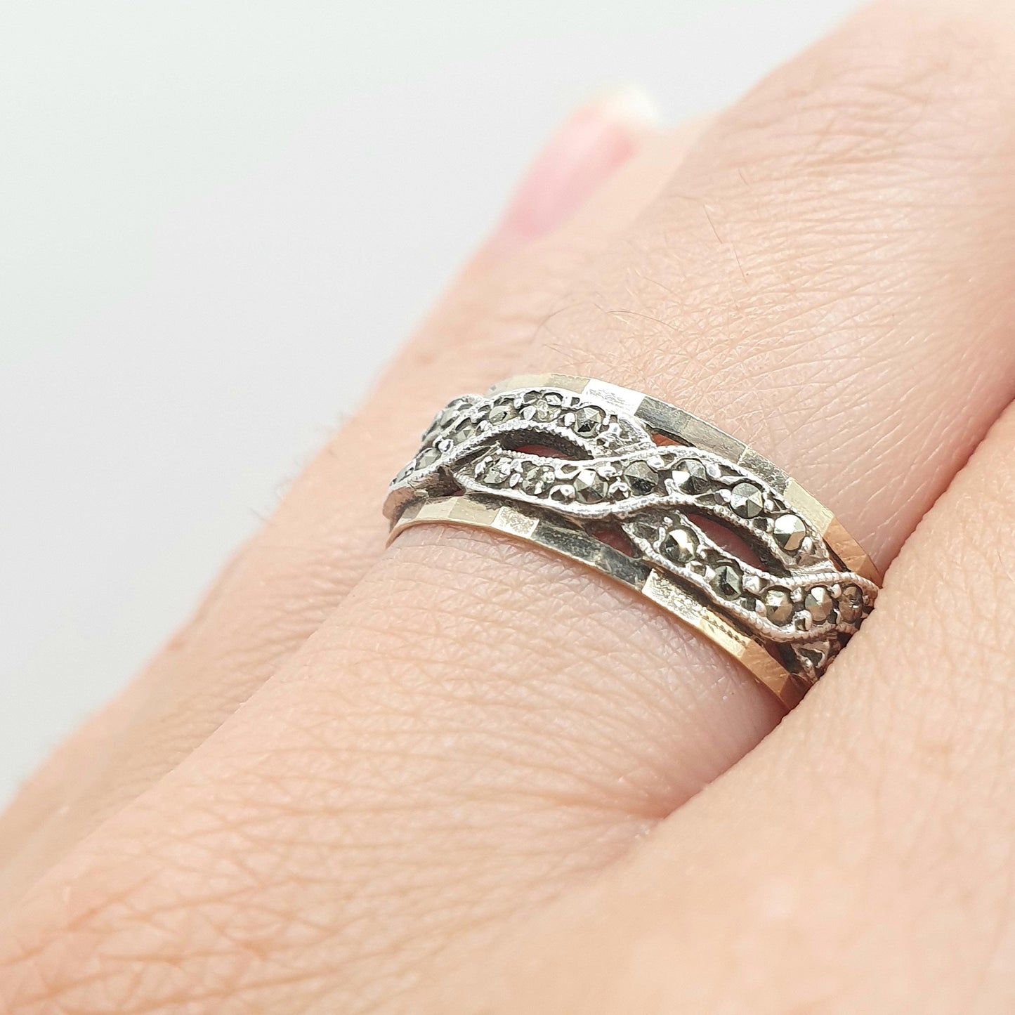 Antique 9ct Gold & Solid Silver Marcasite Eternity Ring Woven Rope Pattern Gift Love Womens Mens Jewellery Jewelry UK O.5  US 7.25