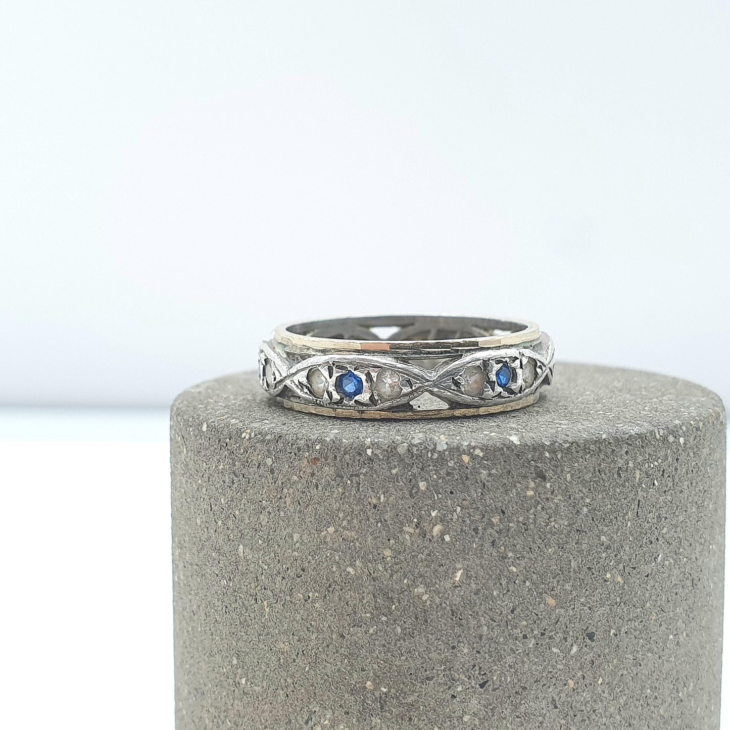 Antique 9ct Gold & Solid Silver Eternity Ring Blue and White Spinel Vintage Womens Art Deco 1920s Jewelry Jewellery UK L.5 US 6