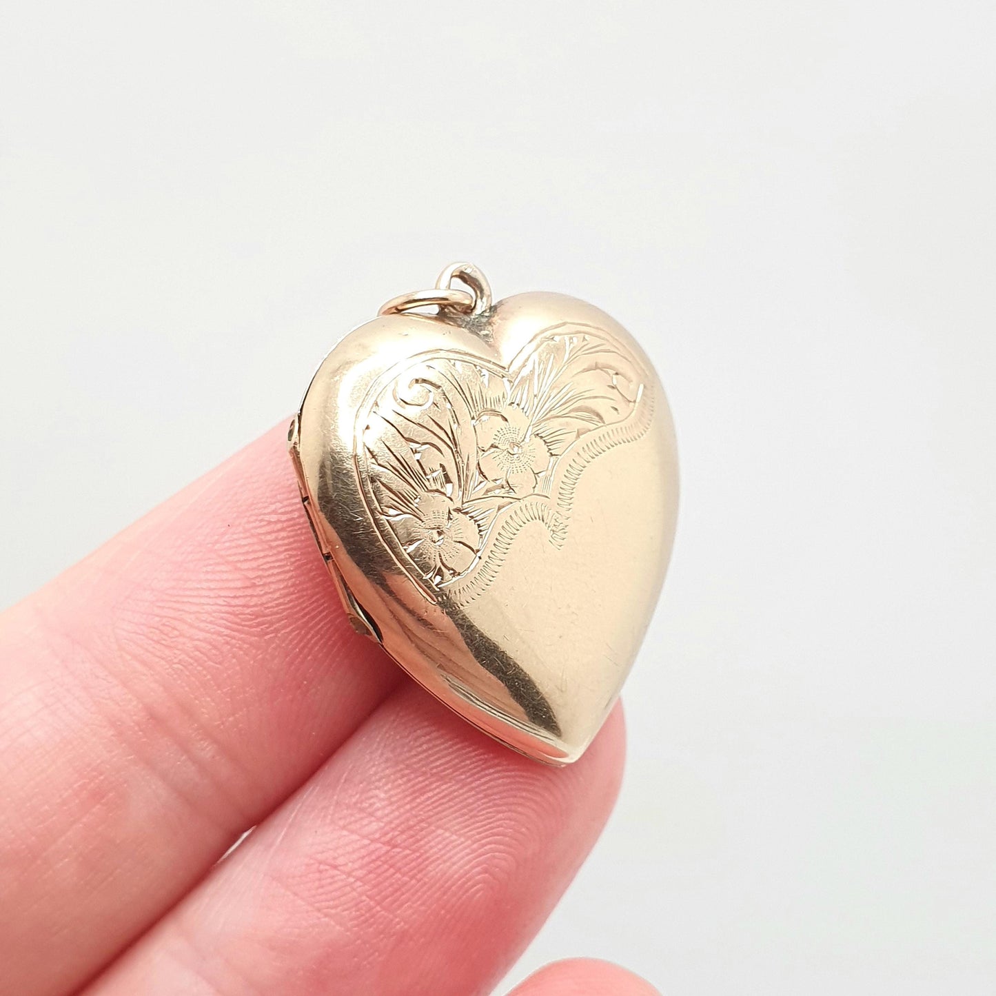 Antique 9ct Gold Heart Locket Back and Front Flower Engraved Solid 9k 375 Pendant Necklace Jewelry Womens Jewellery