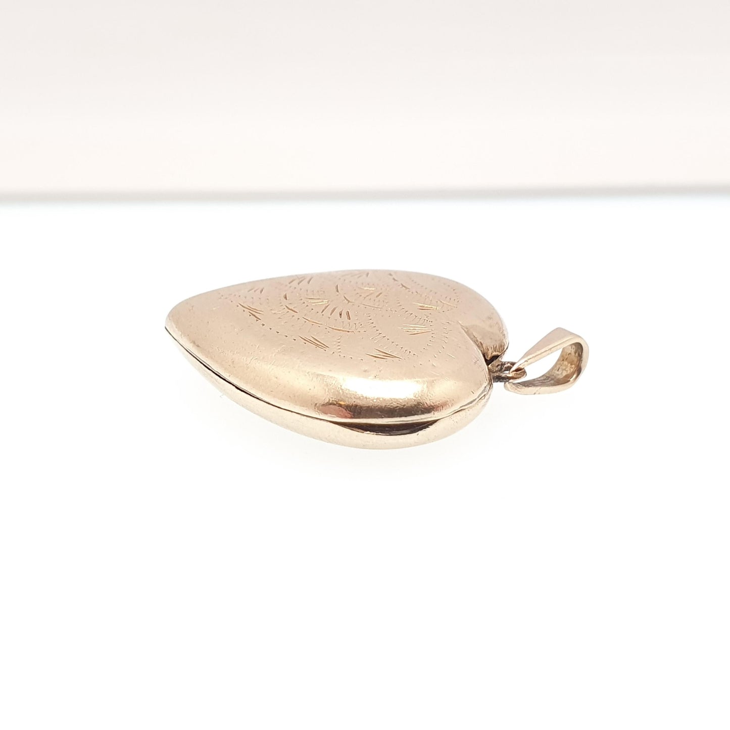 Antique 9ct Gold Heart Locket Cute Engraved Solid 9k 375 Pendant Love Gift Back & Front Necklace Jewelry Womens Jewellery