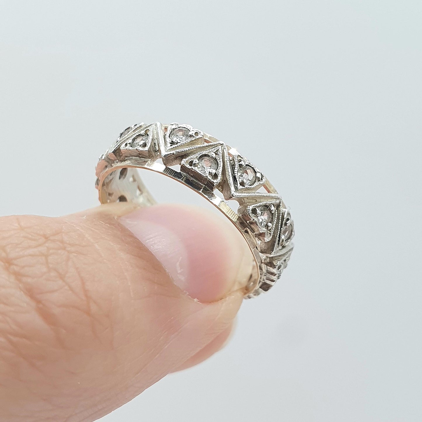 Antique 9ct Gold & Solid Silver White Spinel Eternity Ring Triangle Arrow Pattern Vintage 1920s Womens Jewelry Jewellery UK Q.5 US 8.5