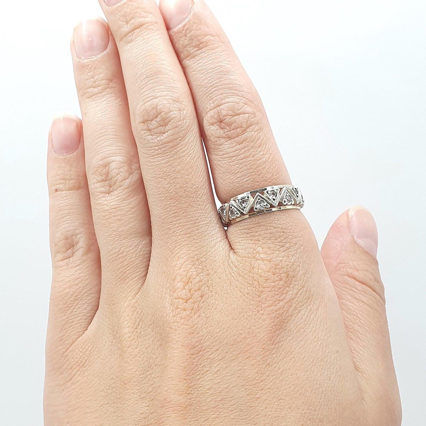 Antique 9ct Gold & Solid Silver White Spinel Eternity Ring Triangle Arrow Pattern Vintage 1920s Womens Jewelry Jewellery UK Q.5 US 8.5