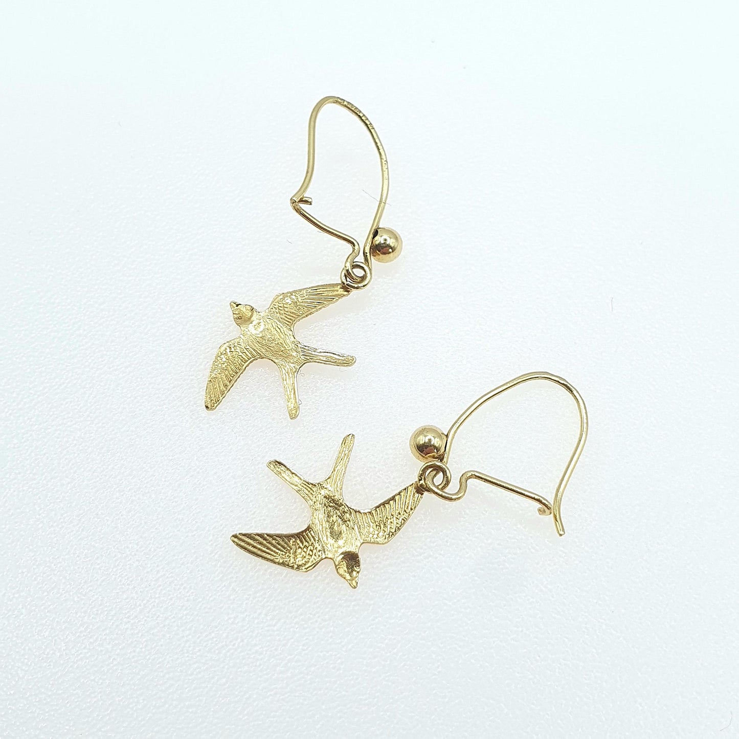 Vintage 9ct Gold Bird Hook Earrings Swallow Songbird Animal Birds Drop Dangle Solid 9k 9kt Jewelry Jewellery Retro