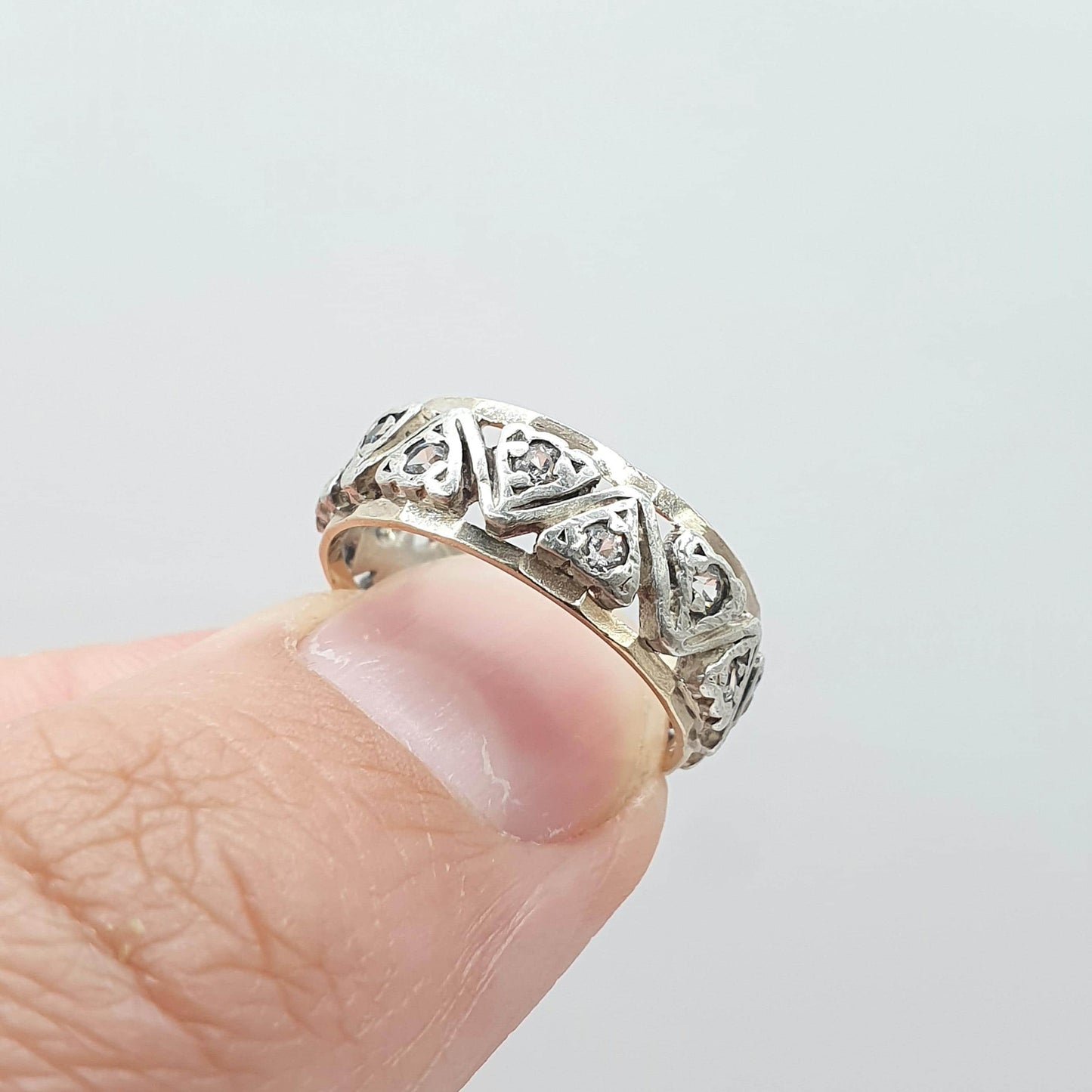 Antique 9ct Gold & Silver Eternity Ring White Spinel Triangle Pattern Art Deco Womens Jewelry Jewellery UK J US 4.75