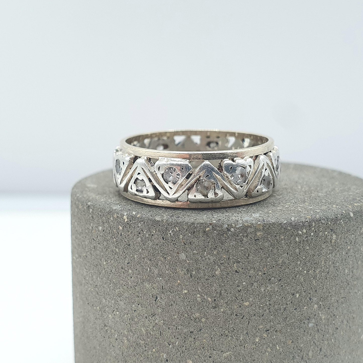 Antique 9ct Gold & Solid Silver Eternity Ring White Spinel Zig Zag Arrow Pattern Womens Jewelry Jewellery UK N US 6.75