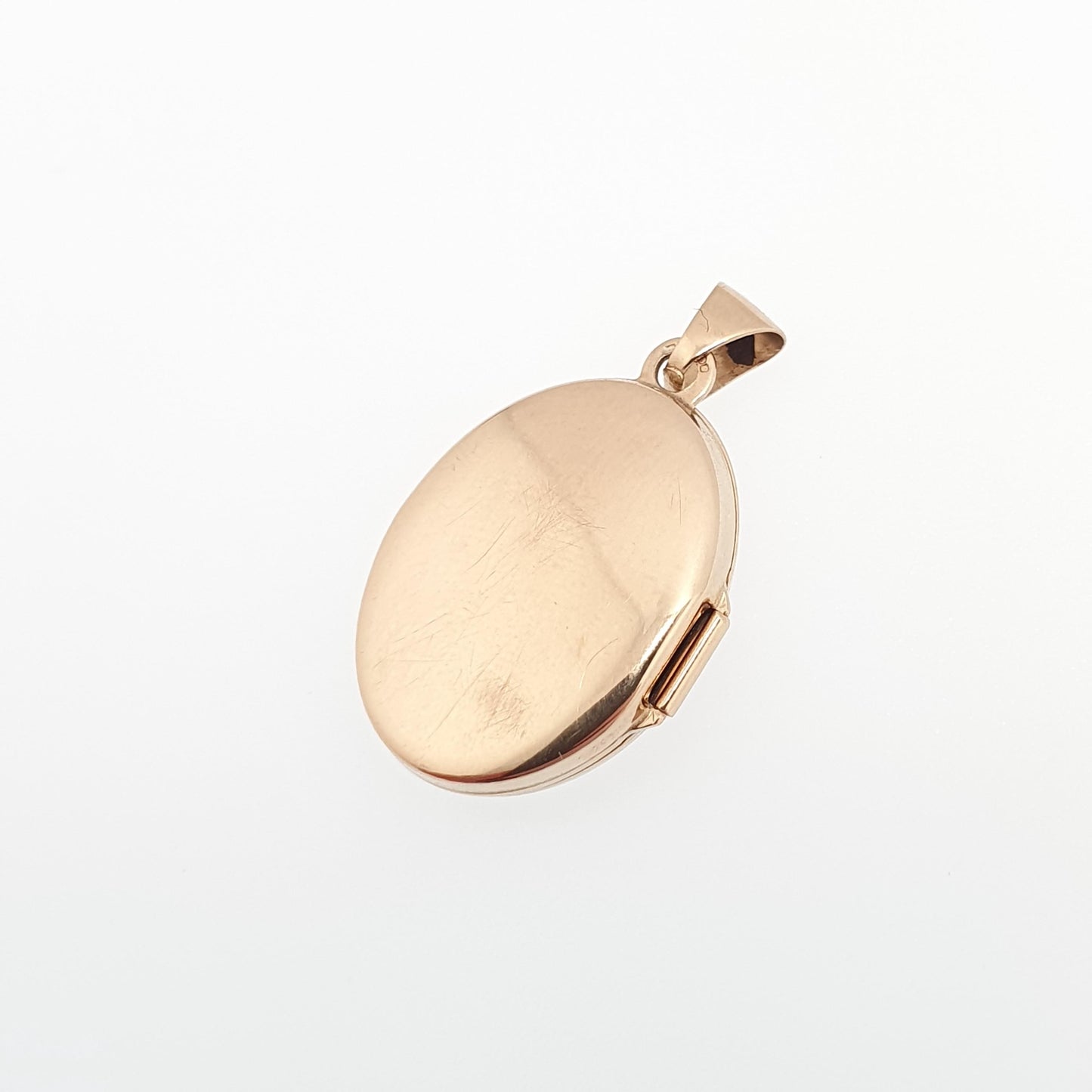 Vintage 9ct 9k Gold MUM Locket Necklace Pendant Embossed Mother Mom Mothers Day Gift Solid 9kt Jewelry Jewellery