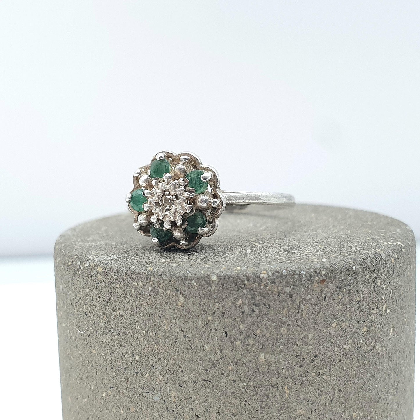 Vintage Sterling Silver Emerald & Diamond Ring Cluster Halo Genuine Gemstones Ladies Womens Jewelry Jewellery UK M US 6.25