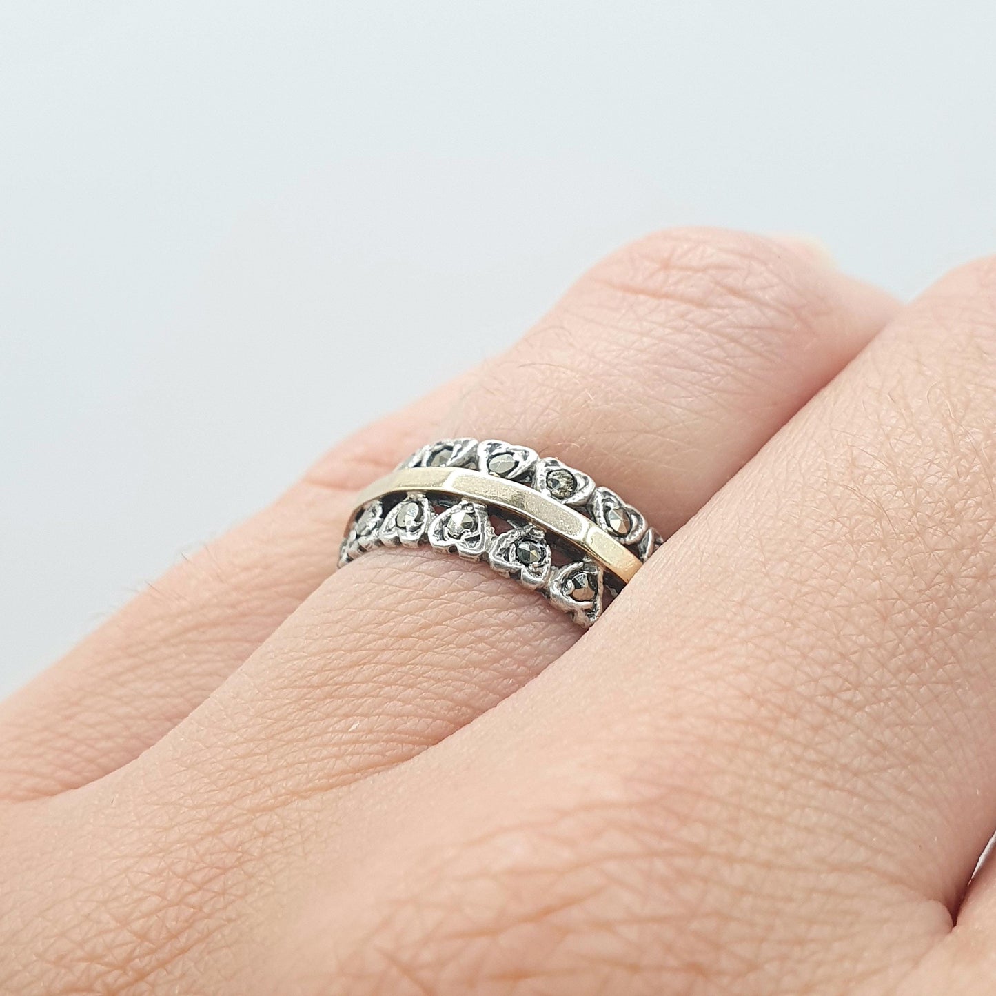 Antique 9ct Gold & Silver Eternity Ring Marcasite Heart Pattern Solid 9k 9kt Art Deco Womens Jewellery Jewelry UK K US 5.25