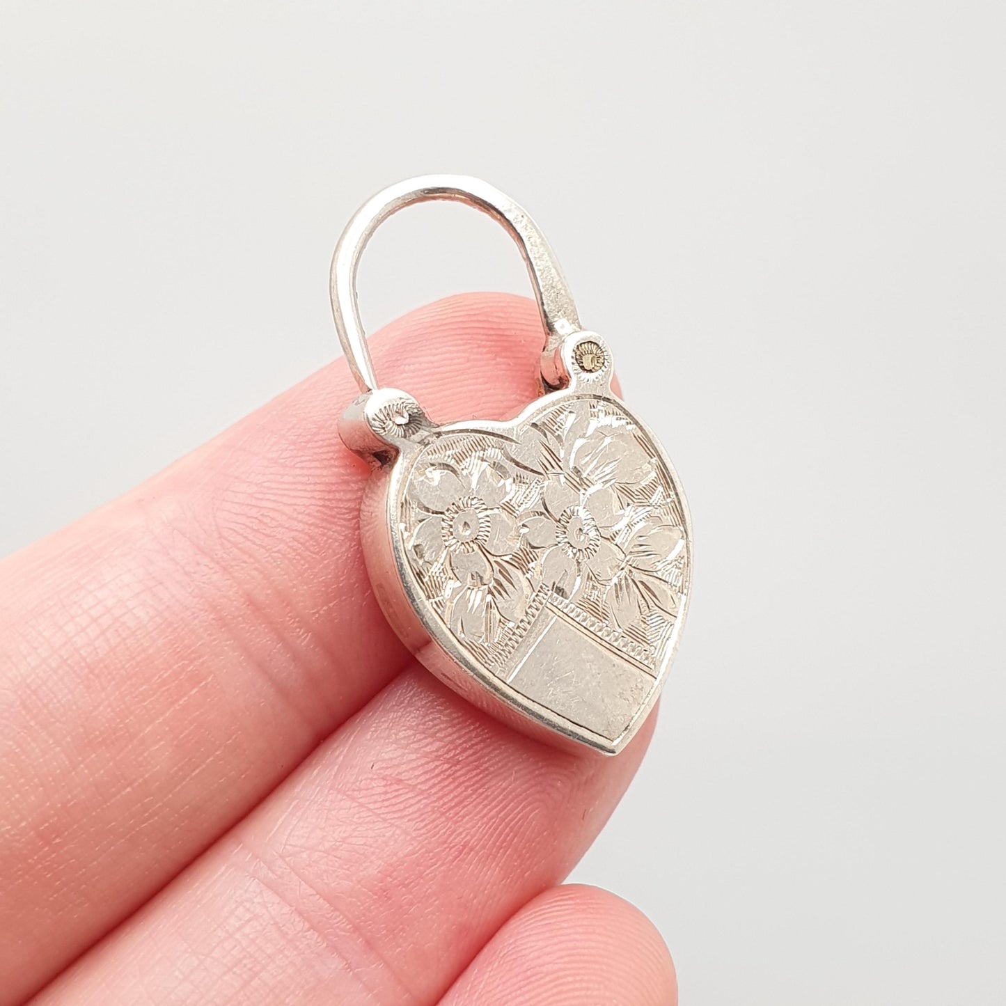 Antique Sterling Silver Padlock Clasp Charm Victorian Heart Lock Hand Engraved Necklace Bracelet Jewellery Jewelry