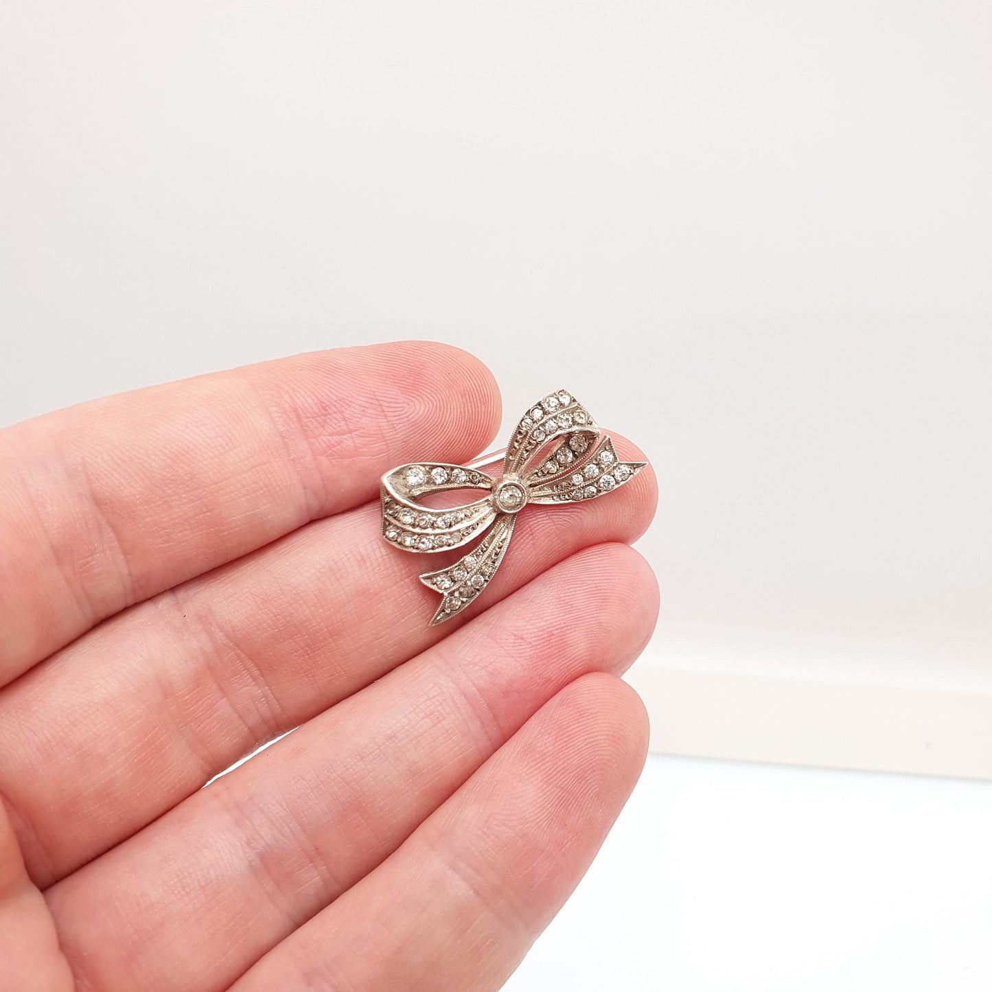 Antique Solid Silver Diamond Paste Brooch Art Deco Bow Ribbon Pin Scroll 1920s Flapper Sparkly Vintage Jewellery Jewelry
