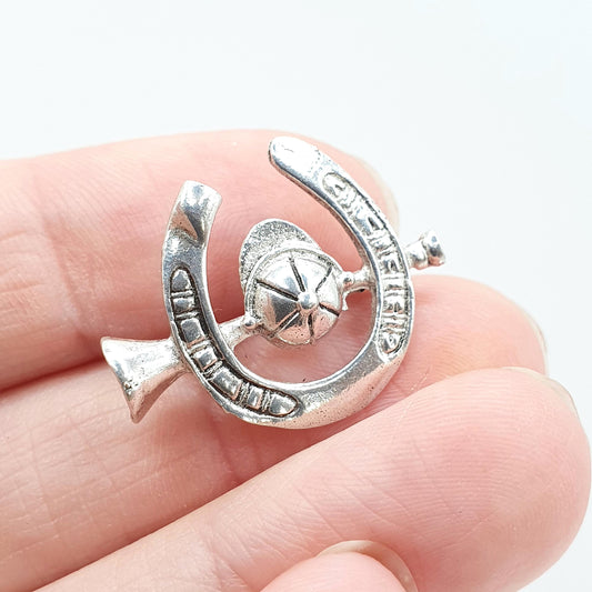 Antique Sterling Silver Horseshoe Riding Cap and Horn Brooch Pin Horses Equestrian 925 Vintage Jewelry Jewellery