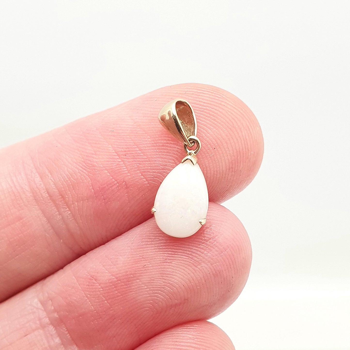 Vintage 9k 9ct Gold Opal Pendant Solid 375 9kt Necklace Pear Cut White Gemstone Womens Jewelry Jewellery