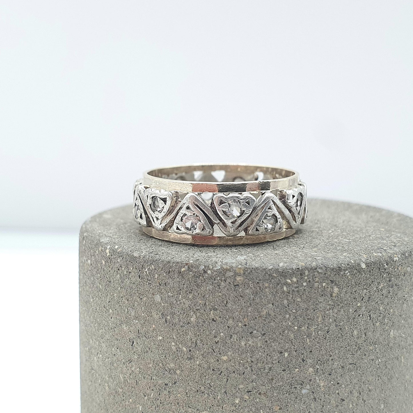 Antique 9ct Gold & Silver Eternity Ring White Spinel Triangle Pattern Art Deco Womens Jewelry Jewellery UK J US 4.75
