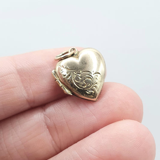 Antique 9ct Gold Heart Locket 9k Back and Front  Small Tiny Hand Engraved Necklace Vintage Sweet Gift Photo Jewelry Womens Jewellery