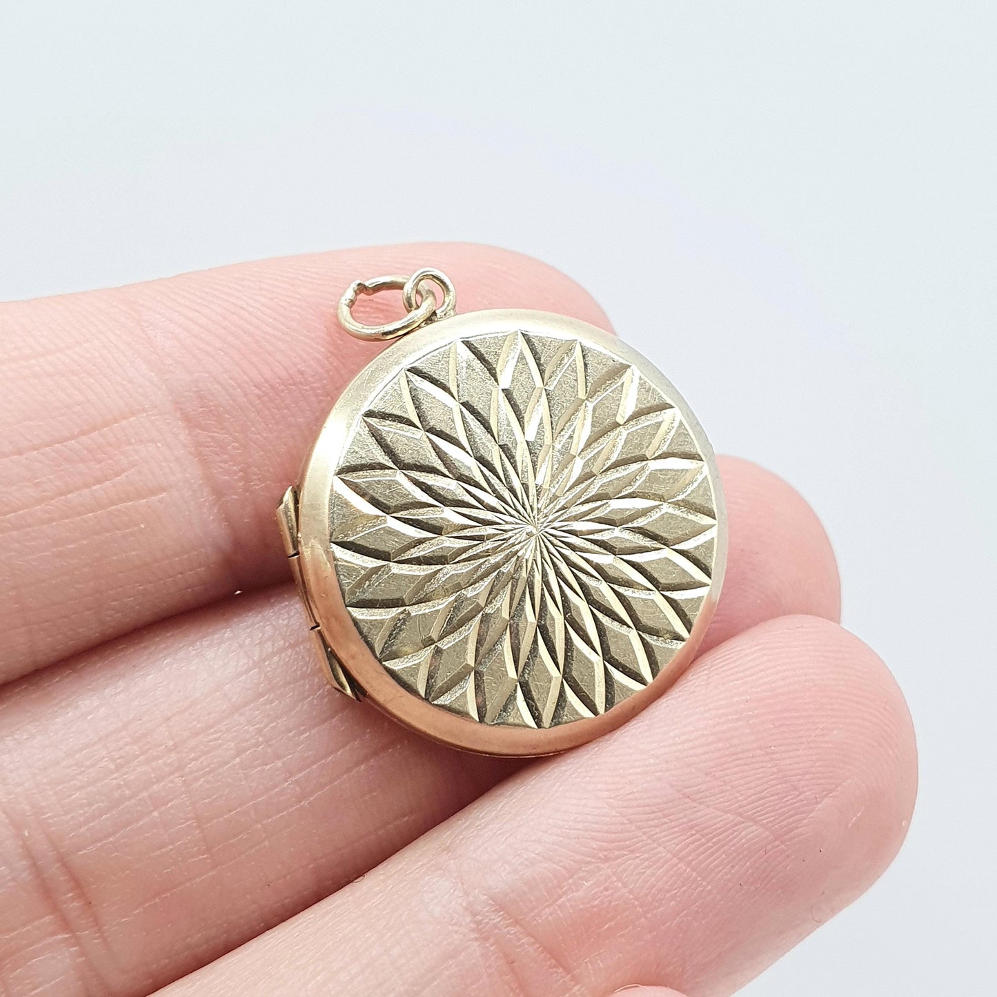 Antique 9ct Gold Round Locket Gyroscope Pattern ack & Front 9k 9kt Circle Vintage Pendant Necklace Jewelry Jewellery Womens