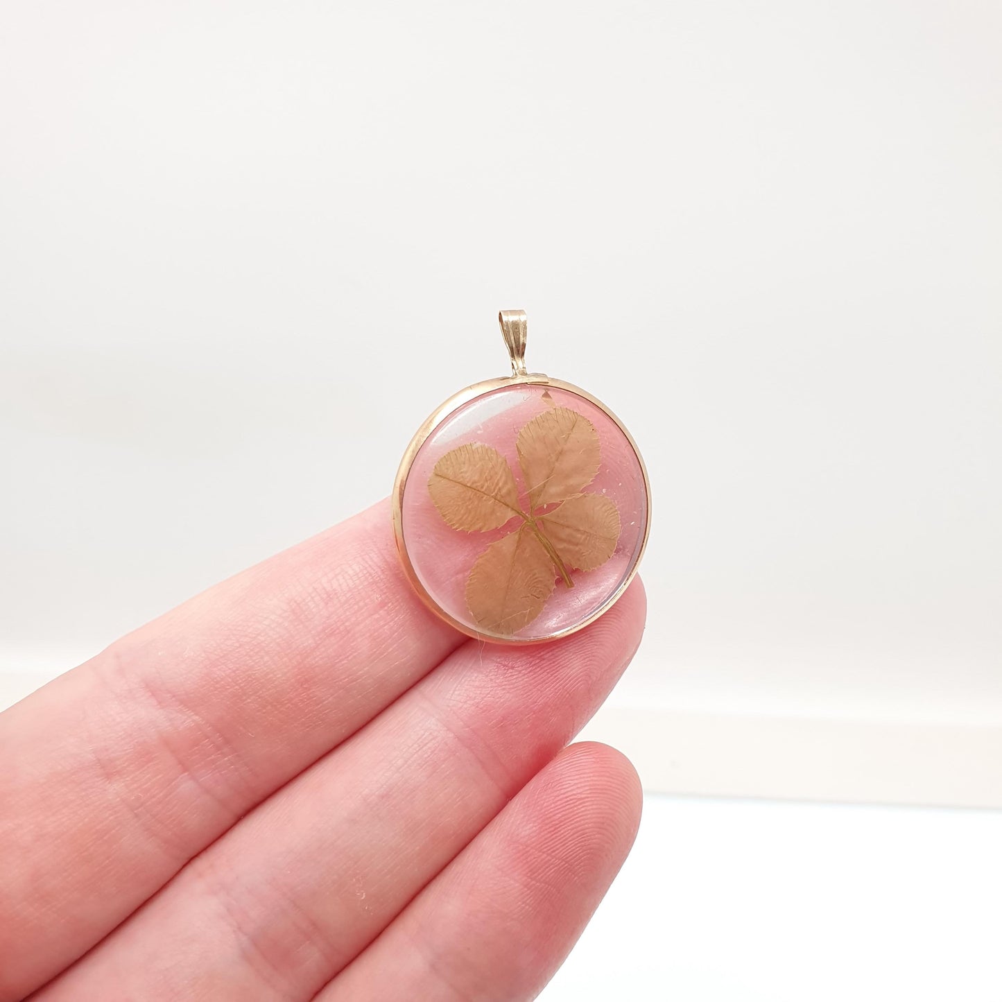 Antique 9ct Gold Four Leaf Clover Pendant Necklace Genuine Dried Leaf Solid 9k 9kt Good Luck Lucky Irish Jewelry Jewellery