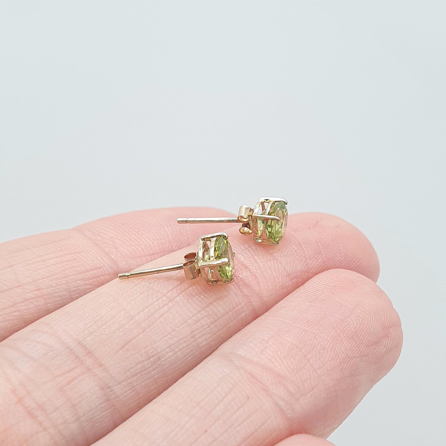 Vintage 9ct Gold Peridot Stud Earrings Olivine Gemstone Green Solid 9k 9kt Round Cut August Birthstone Womens Jewelry Jewellery Mens
