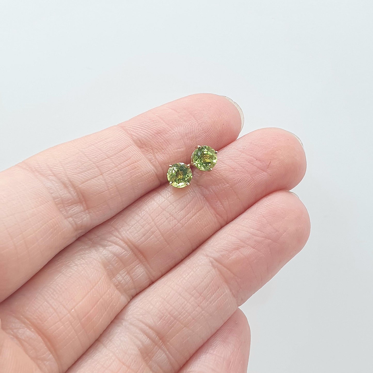 Vintage 9ct Gold Peridot Stud Earrings Olivine Gemstone Green Solid 9k 9kt Round Cut August Birthstone Womens Jewelry Jewellery Mens