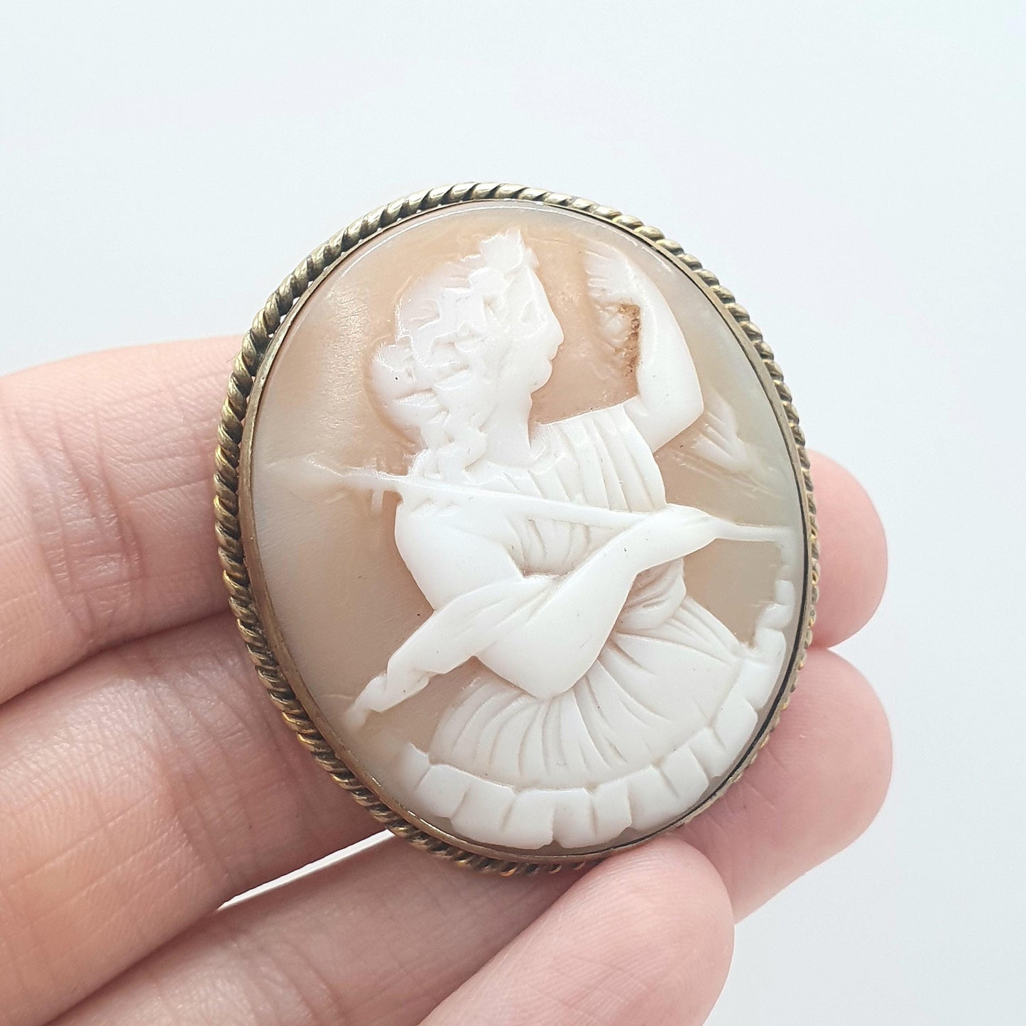 Antique Victorian Hera Cameo Brooch Greek Goddess Queen of the Gods Gold Tone Base Metal Hand Carved Shell Vintage Jewelry Jewellery Womens