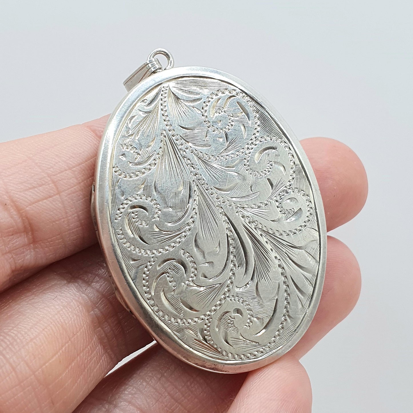 Vintage Sterling Silver Large Oval Locket Hand Engraved 1972 Hallmark Solid 925 Keepsake Photo Big Womens Jewelry Mens Unisex Jewellery