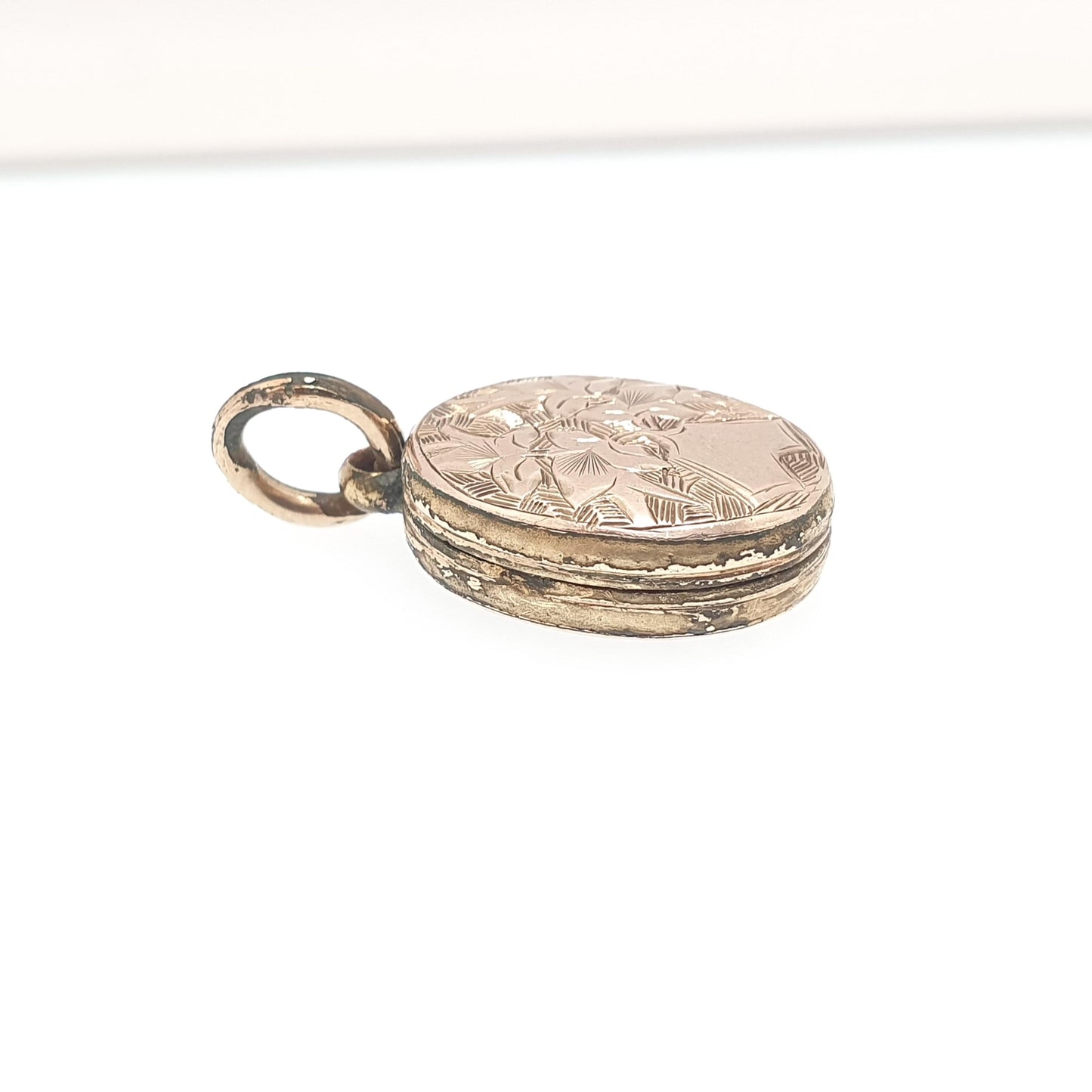 Antique Victorian 9ct Gold Locket 9kt 9k Back and Front Tiny Small Oval Engraved Pendant Necklace Picture Photo Vintage