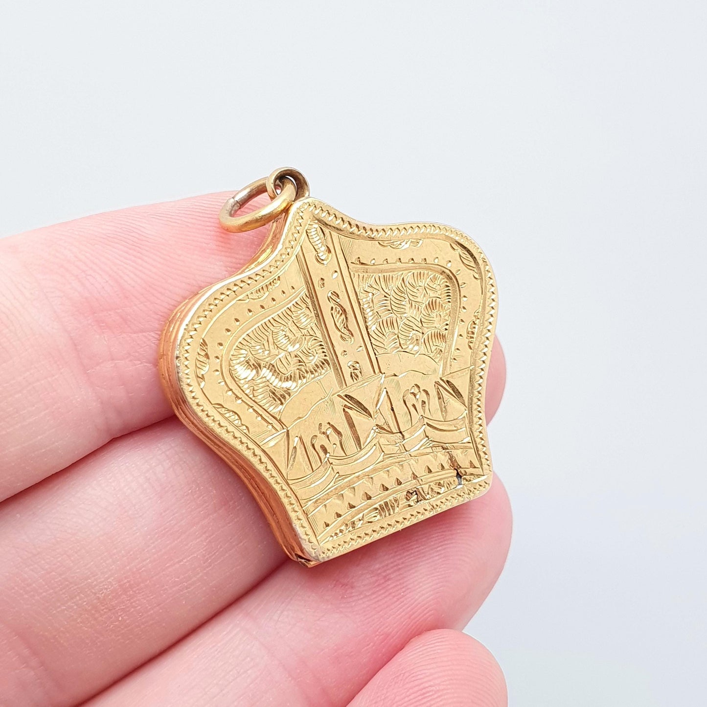 Antique Victorian 9ct Gold Crown Locket 9kt 9k Back and Front Yellow Pendant Royalty King Queen Unusual Shape Vintage Jewellery Jewelry
