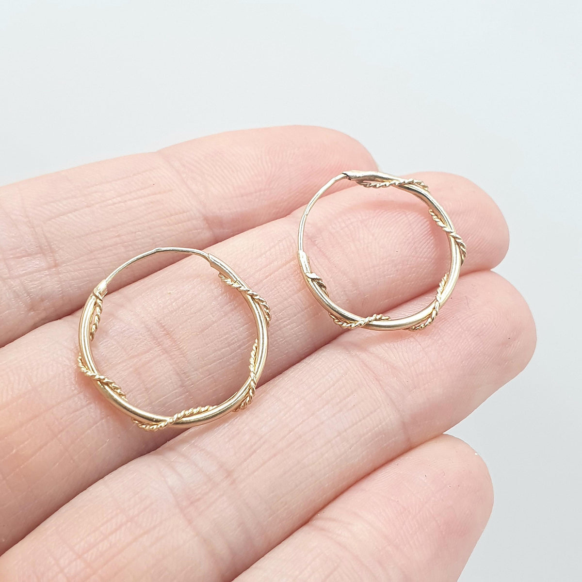 Vintage 9ct Gold Hoop Earrings Rope Border Effect Circle Round Solid 9k 9kt Retro Womens Jewelry Jewellery
