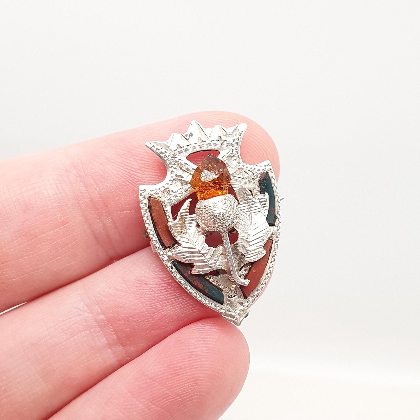 Antique Sterling Silver Scottish Shield Brooch Citrine Paste Thistle Jasper Bloodstone 1914 Hallmark Womens Jewelry Jewellery