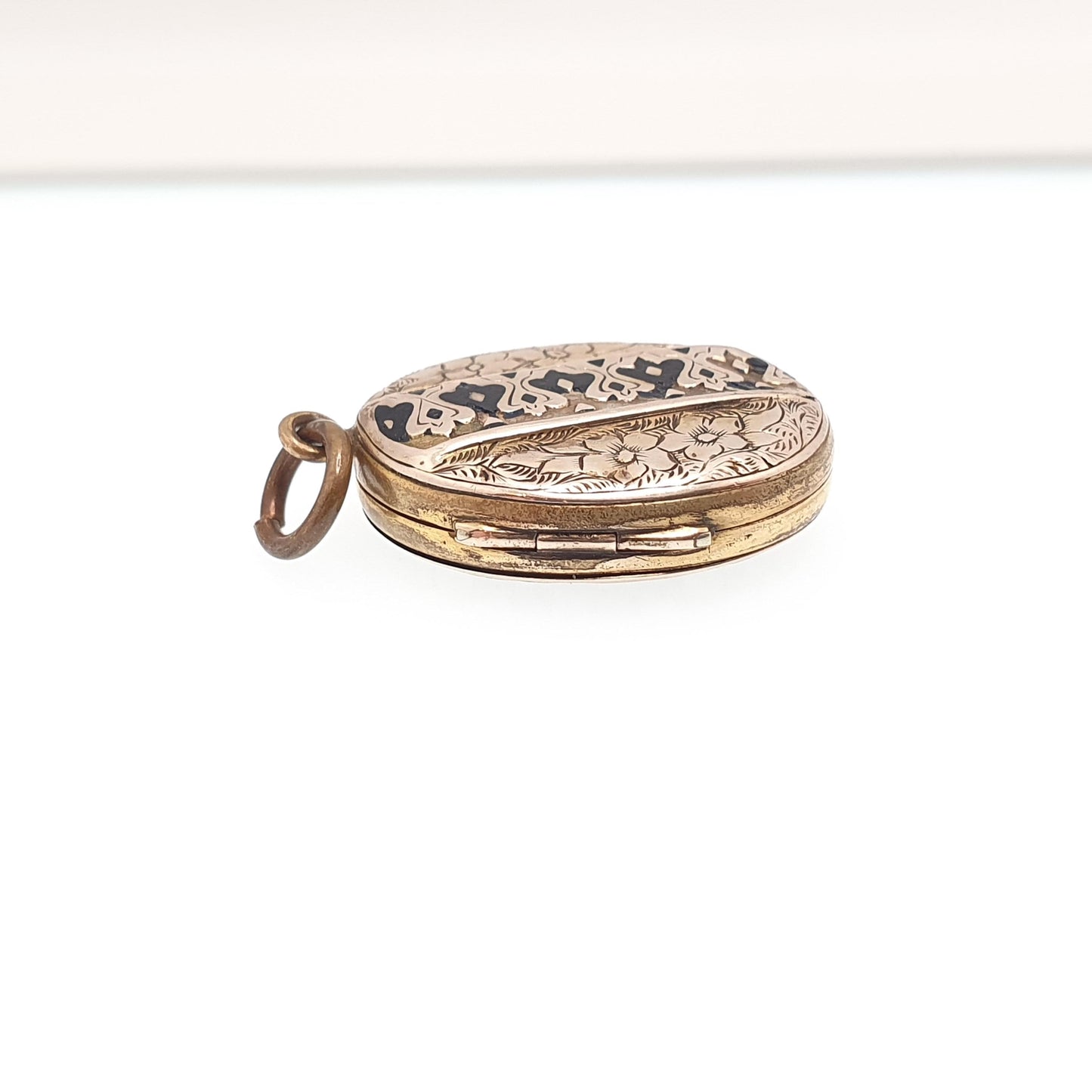 Antique Victorian 9ct 9k Gold Locket Black Enamel Back & Front Mourning Hair Necklace Pendant Vintage Womens Jewelry Jewellery