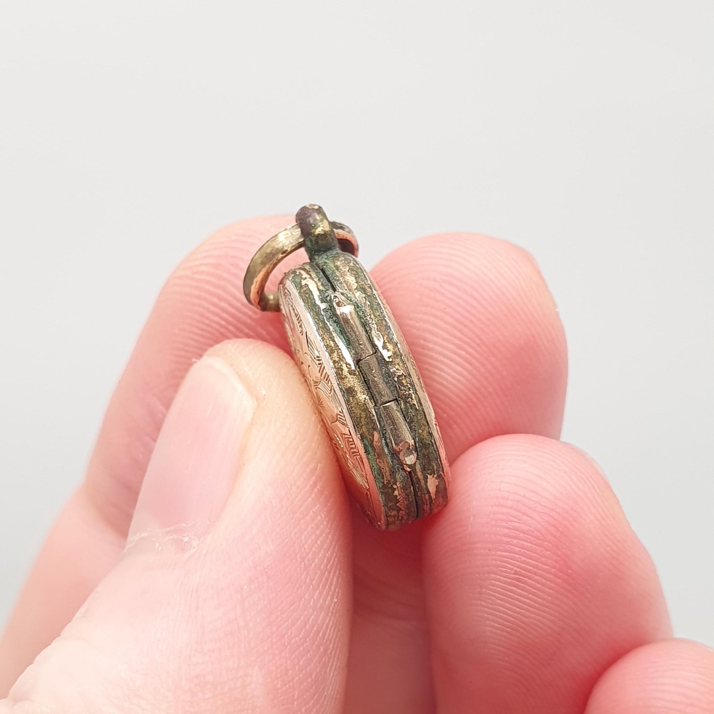 Antique Victorian 9ct Gold Locket 9kt 9k Back and Front Tiny Small Oval Engraved Pendant Necklace Picture Photo Vintage