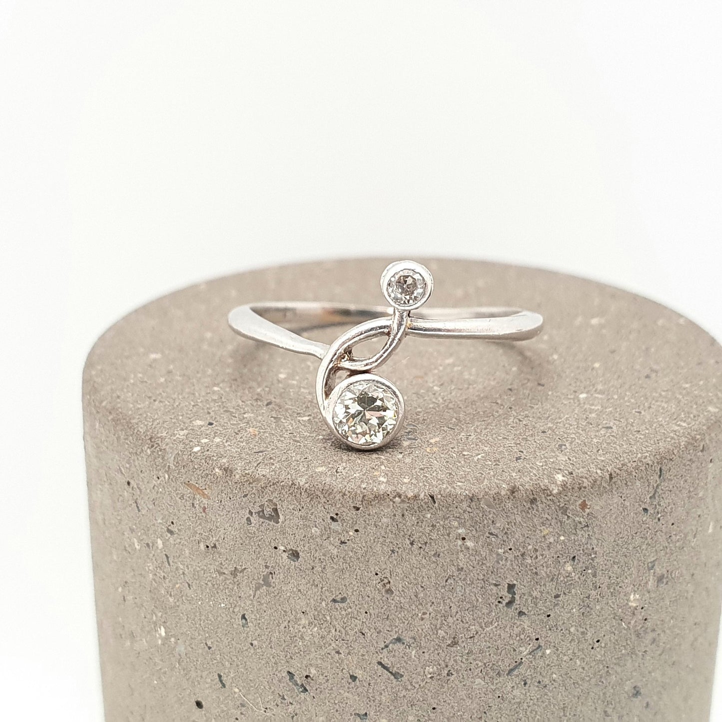 Antique Platinum Diamond Ring Art Deco Natural Diamonds 0.15ct Ornate Double 1920s Vintage Womens Jewellery Jewelry