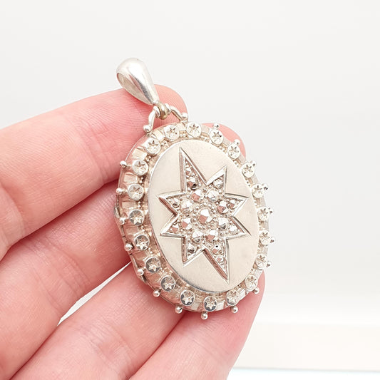 Antique Victorian Sterling Silver Star Locket 1887 Hallmarked Large Big Oval Pastry Cutter Pendant Picture Photo 1800s Vintage Jewelry