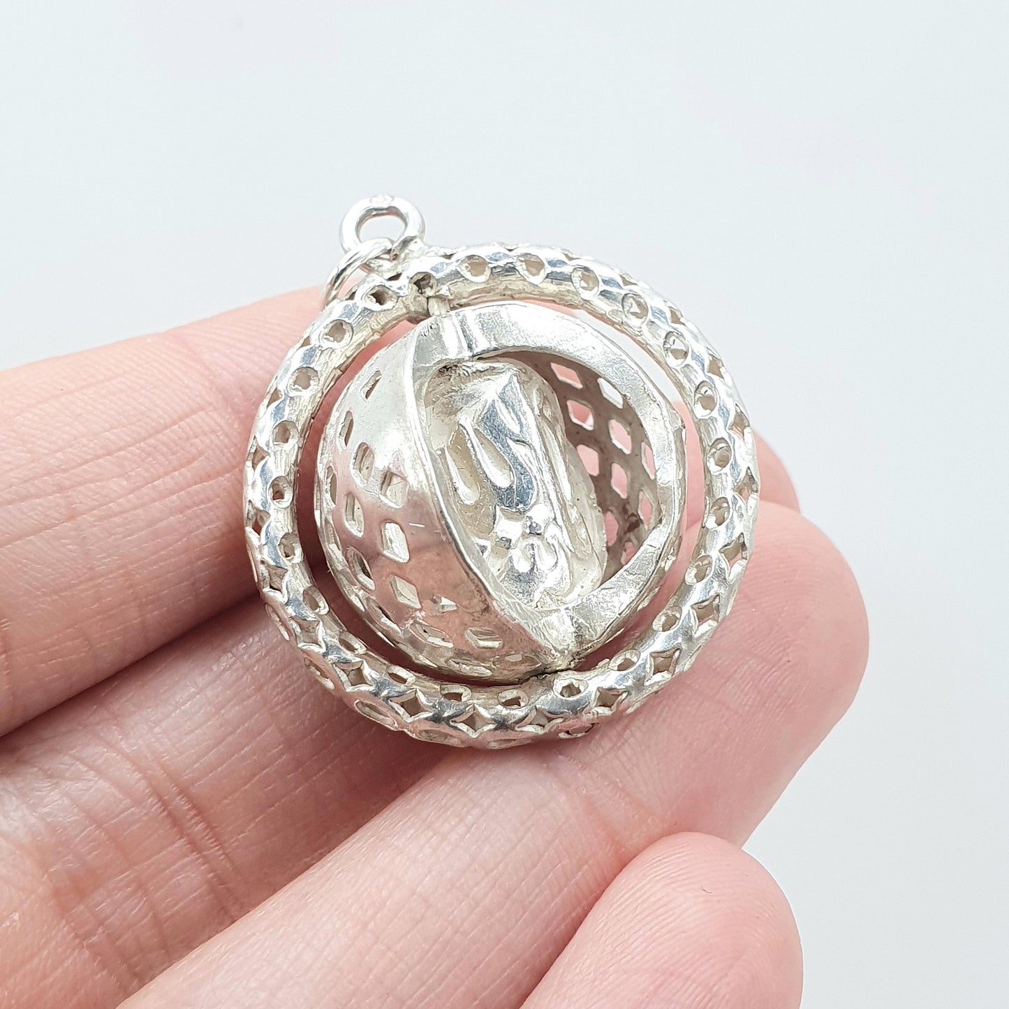 Vintage Solid Silver Arabic Swivel Ball Pendant Necklace Quran Verse Muslim Islam Script Vintage Womens Mens Jewellery Jewelry