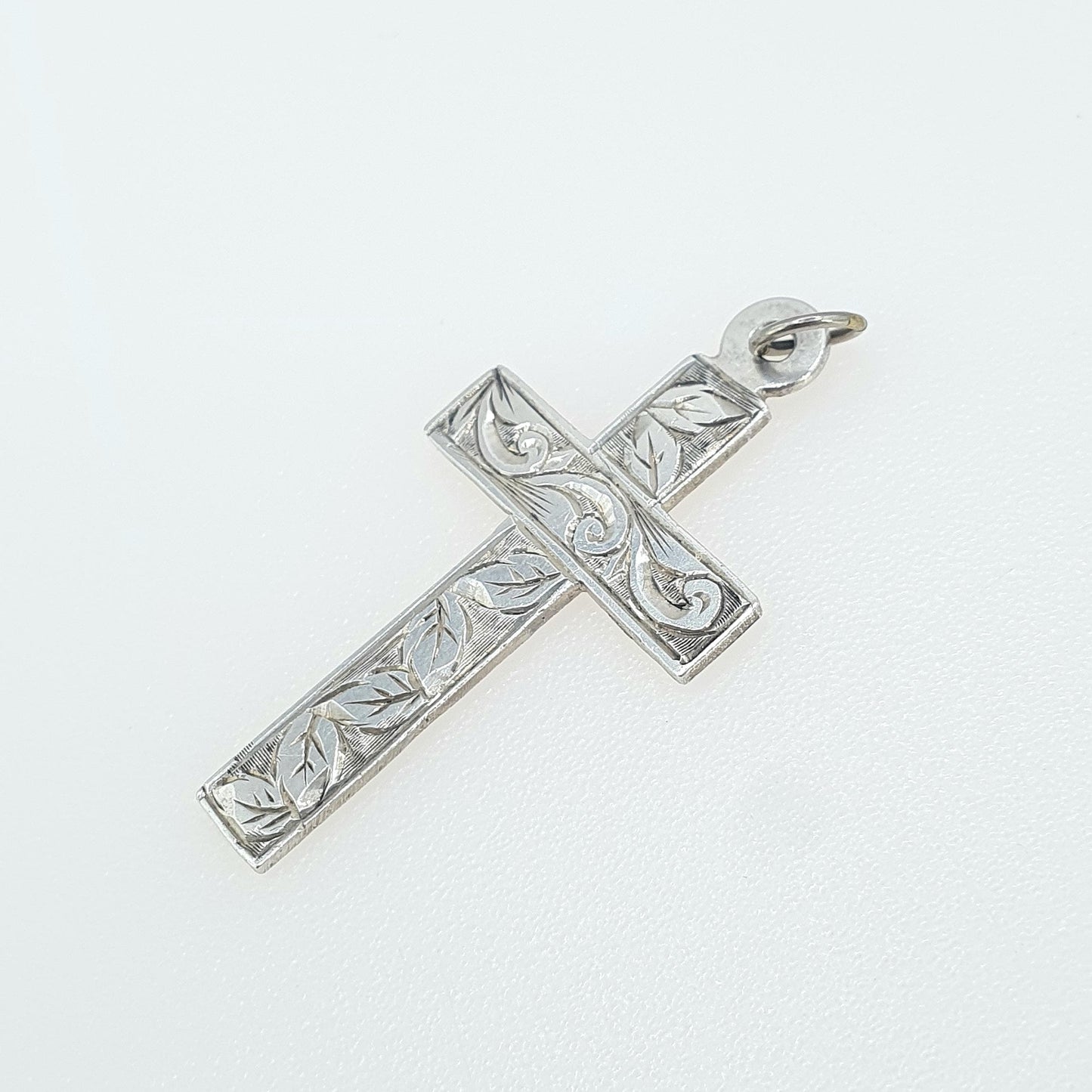 Antique Sterling Silver Crucifix Pendant Cross Necklace 1904 Hallmark Religious Catholic Leaf Engraved Mens Womens Jewelry Jewellery