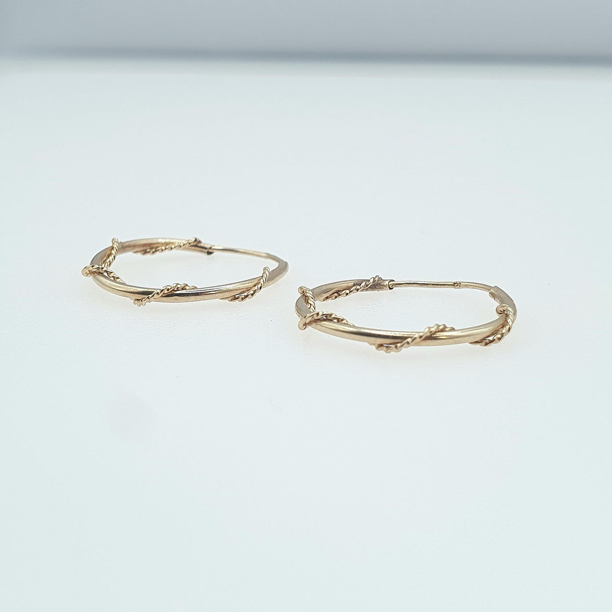 Vintage 9ct Gold Hoop Earrings Rope Border Effect Circle Round Solid 9k 9kt Retro Womens Jewelry Jewellery