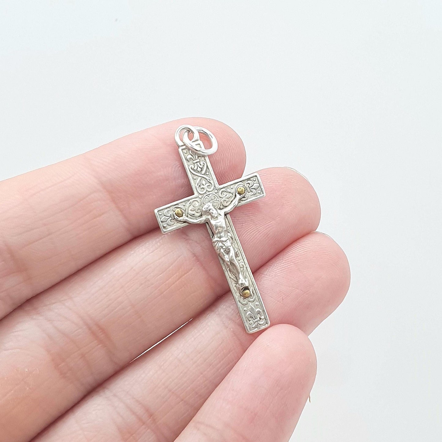 Antique Solid Silver Jesus on The Cross Pendant Crucifix Necklace Fleur De Lys Lis Pattern Vintage Mens Womens Jewelry Jewellery