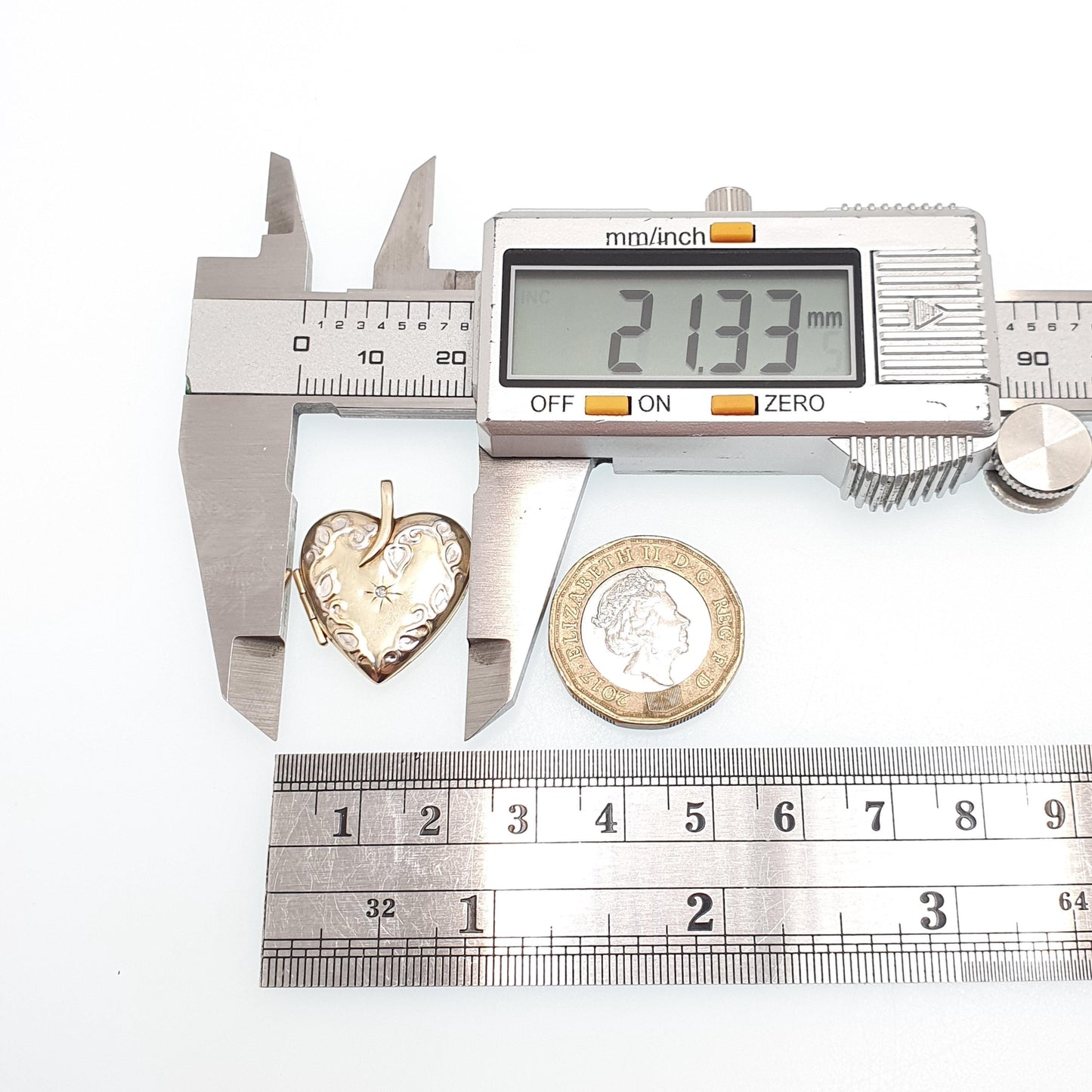 Vintage Solid 9ct 9k Gold Diamond Heart Locket Star Centre White Gold Highlights Necklace Photo Picture Pendant Jewelry Jewellery