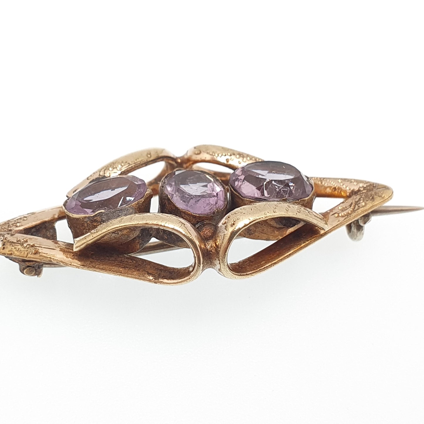 Antique Victorian Rolled Gold Natural Amethyst Brooch Trilogy Kite Shape Gold Filled Purple Gemstone Womens Vintage Jewelry Jewellery