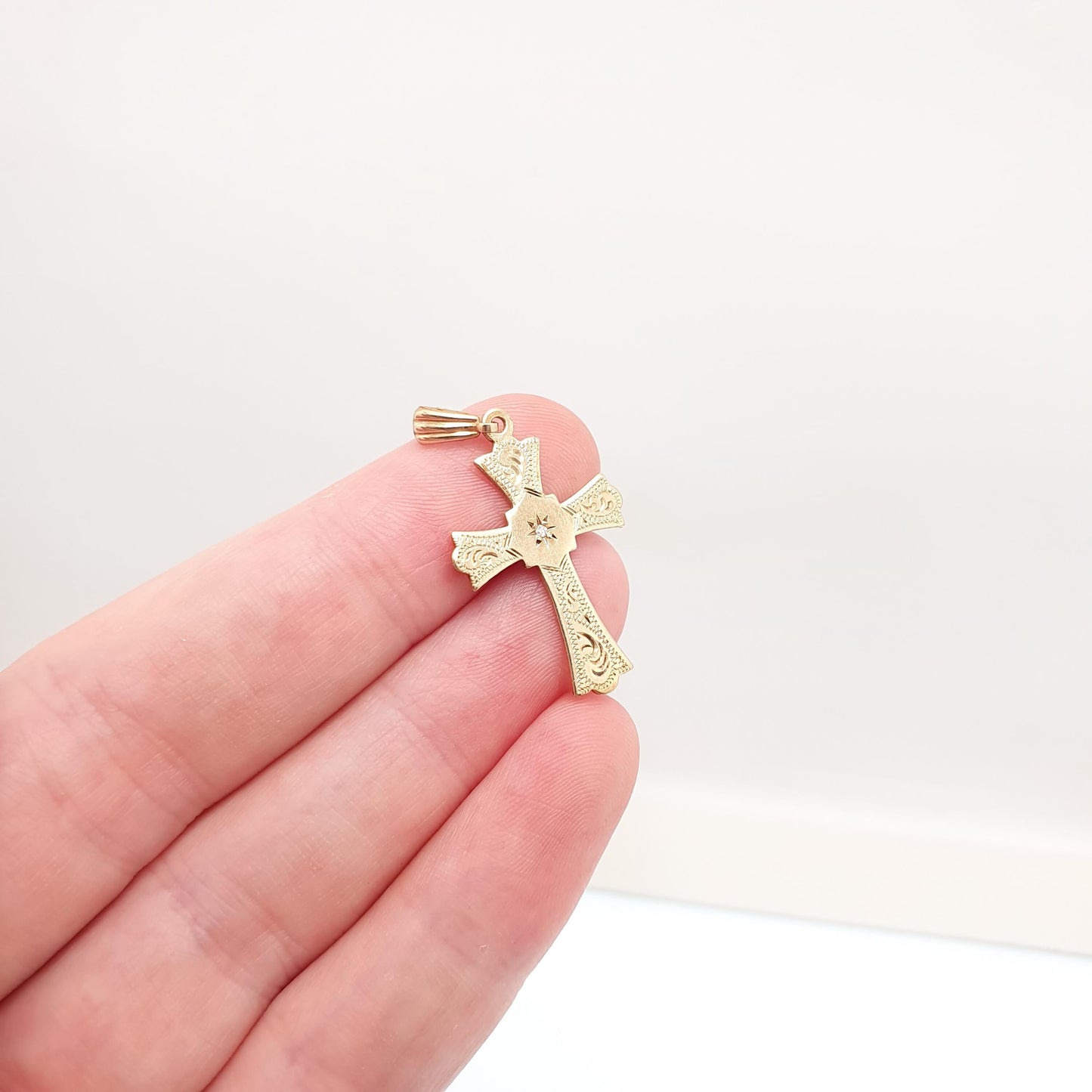 Vintage 9ct Gold Diamond Cross Crucifix Pendant Engraved Solid 9k 9kt 375 Necklace Yellow Jewellery Jewelry