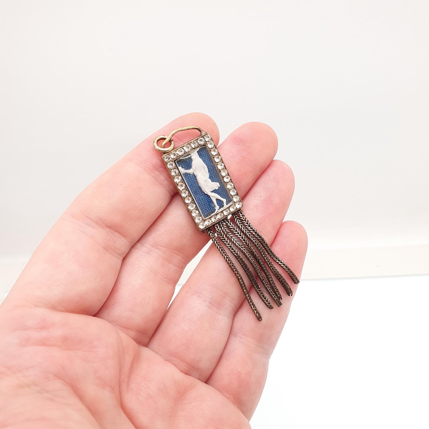 Antique Victorian Tassel Cameo Pendant Diamond Paste Necklace Foxtail Links Silver Plated Base Metal Womens Jewelry Jewellery