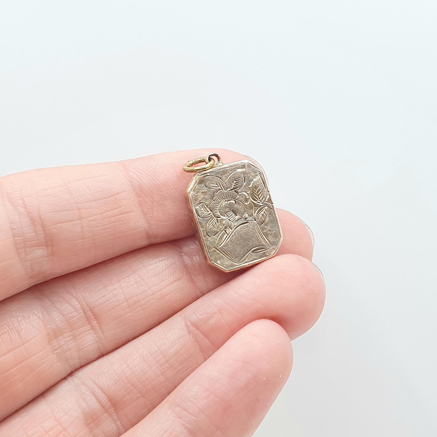 Antique Victorian 9ct Gold Rectangular Locket 9k Back and Front Rose Gold Engraved Photo Gift Vintage Necklace Jewelry Womens Jewellery