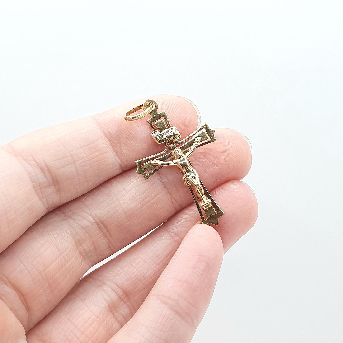 Vintage 9ct Gold Jesus on Cross Pendant Crucifix Necklace Christian Religious Solid 9kt 9k Mens Womens Jewelry Jewellery