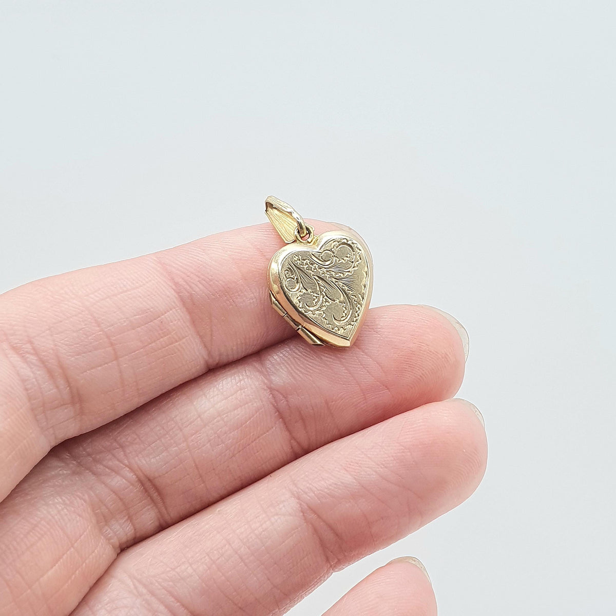 Vintage 9ct Gold Heart Locket Small Tiny Hand Engraved Pendant All Solid 9k 9kt Necklace Photo Pendant Womens Jewelry Jewellery