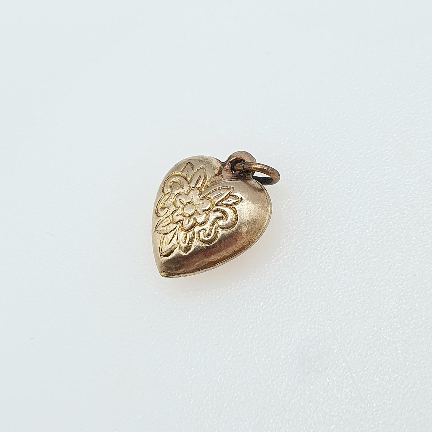 Antique Victorian Rolled Gold Heart Pendant Charm Flower Embossed Gold Filled Love Gift Sweet Womens Jewelry Vintage Jewellery
